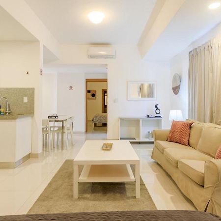 Escape Apartments, Balcony, Pool & Gym In La Julia Santo Domingo Exterior foto
