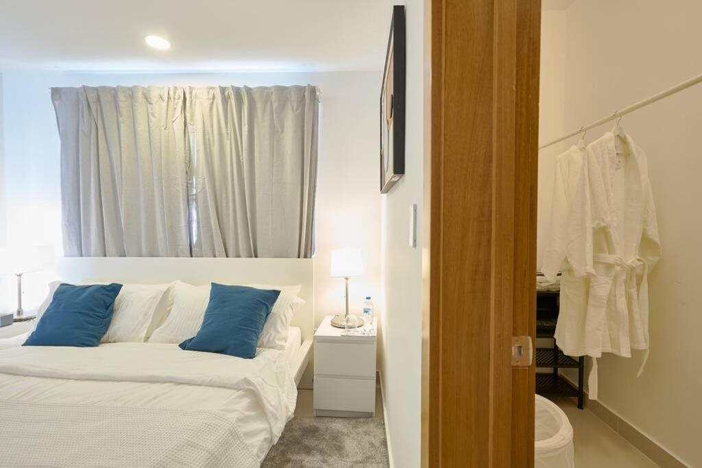Escape Apartments, Balcony, Pool & Gym In La Julia Santo Domingo Exterior foto