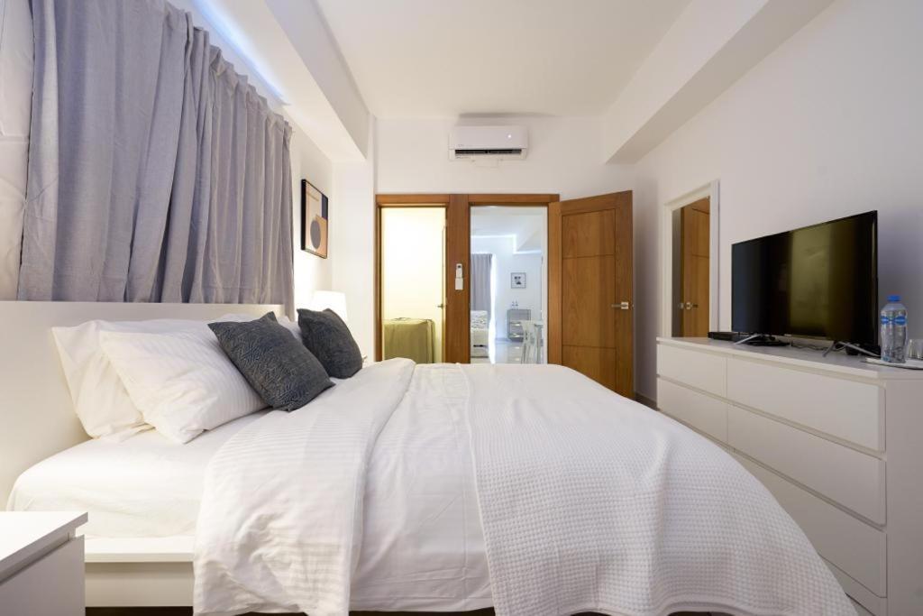 Escape Apartments, Balcony, Pool & Gym In La Julia Santo Domingo Exterior foto